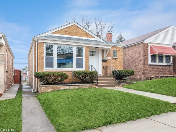9747 S University Ave, Chicago, IL 60628