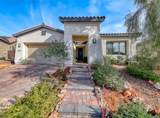 52 Cliffwater St, Henderson, NV 89011