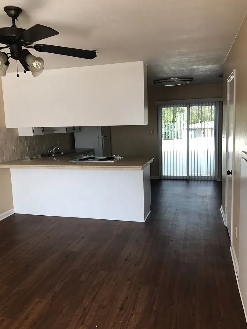Perfect Townhouse Within Walking Distance to FSU — Photo 2