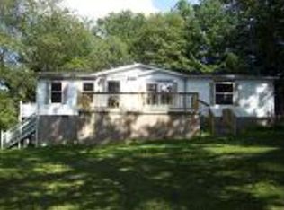 2289 Flat Top Rd, Ghent, WV 25843