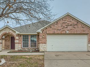 4417 Emerald Leaf Dr, Mansfield, TX 76063