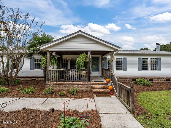 2nd image of 233 Belgrade Swansboro Road