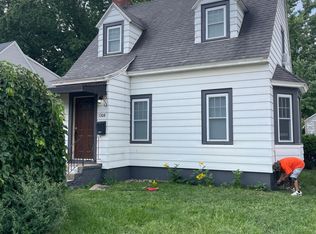 1308 W Wisconsin St, Portage, WI 53901