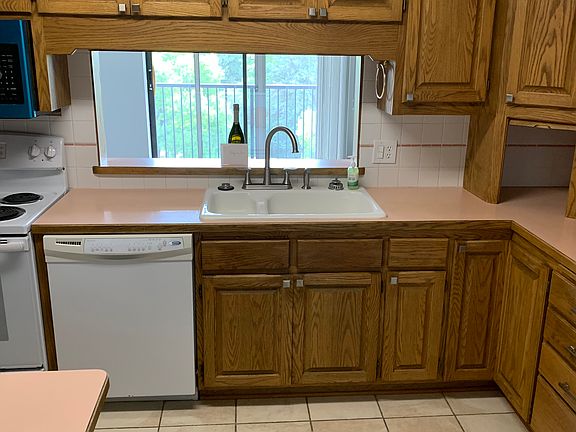 4th image of 10511 Cedar Lake Rd APT 502