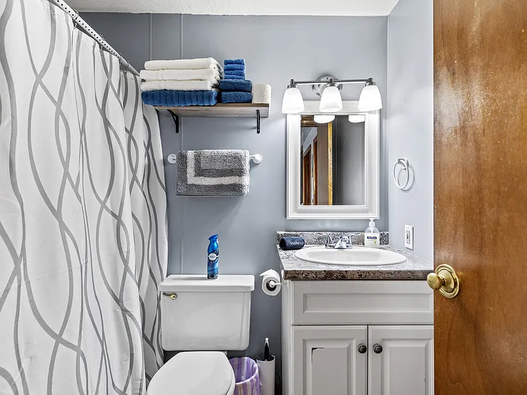 70 E Grand Ave #109 — Photo 8