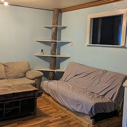 4th image of 8861 Clarion Rd