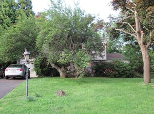 770 Parmentier Rd, Warminster, PA 18974