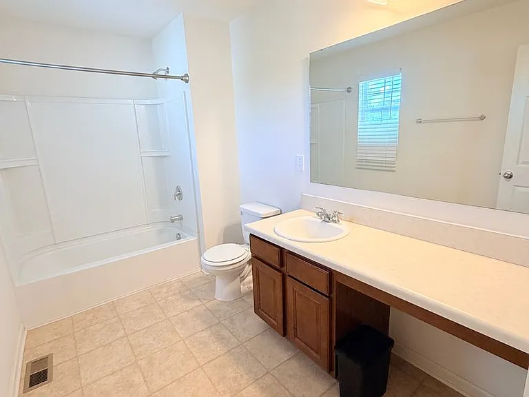 2513 Shadow Bend Dr — Photo 24