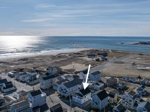 14-16 Dover Avenue #1, Hampton, NH 03842