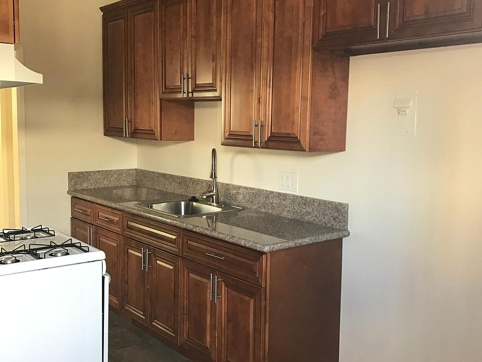 1st image of 349 W Doran St APT K
