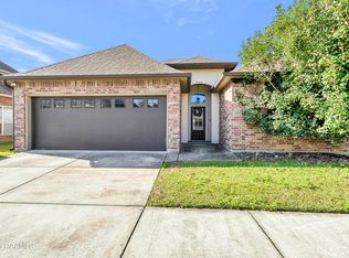 244 Rosemary Pl, Lafayette, LA 70508