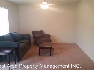 16606J Hunters Ridge Ln, Saint Robert, MO 65584