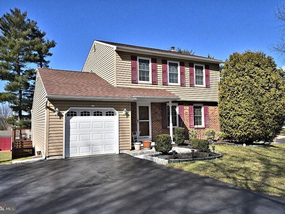1st image of 103 Cove Cir