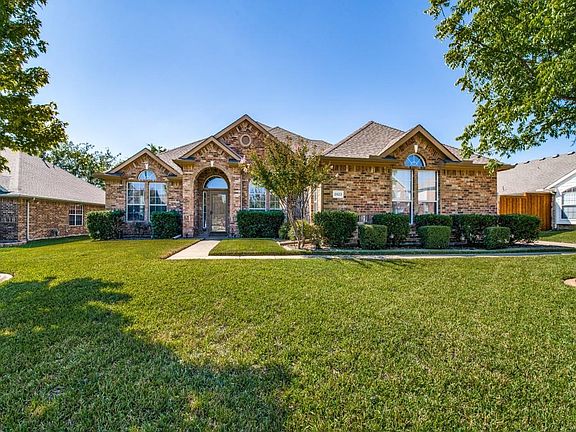 2nd image of 2823 Quail Hollow Dr
