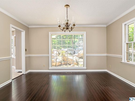 4th image of 5724 Jones Valley Dr SE