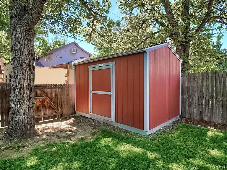 2232 S Clayton St — Photo 42