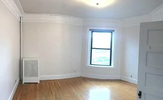 83 Westland Ave #18M — Photo 1