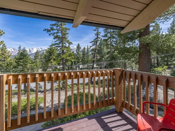 25 Lee Rd #112, Mammoth Lakes, CA 93546