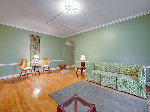 5th image of 5000 S Cornell Ave APT 10D