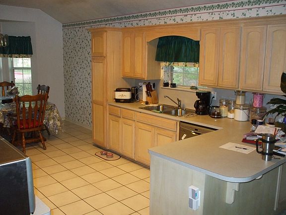 3rd image of 1313 S 13th St
