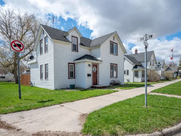 300 Oak Ave SW, Montgomery, MN 56069