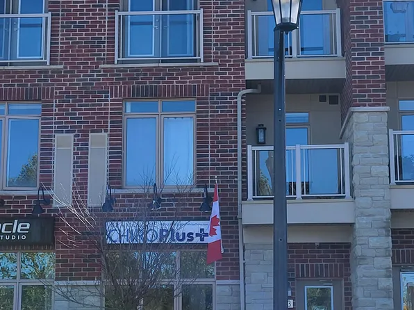 5014 Serena Dr #12, Lincoln, ON L3J 0T2