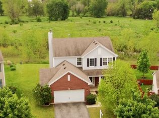 2568 Deer Point Dr, Montgomery, IL 60538