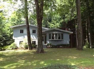 14 Center St, Ashburnham, MA 01430