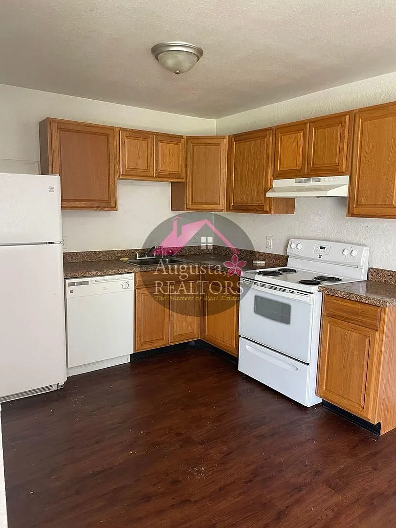 Building Photo - 1617 S 14th St #B