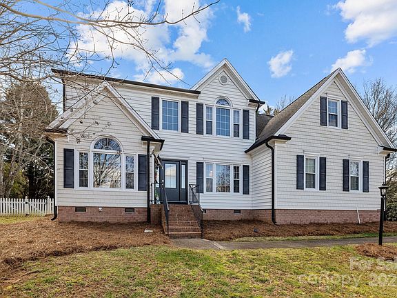 3rd image of 1509 Orange Hill Ct