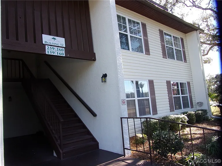 2400 Forest Dr #260 — Photo 20
