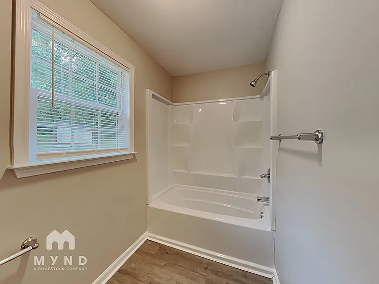 172 Saw Mill Dr — Photo 14