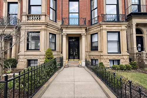133 Commonwealth Ave #1 Photo 1