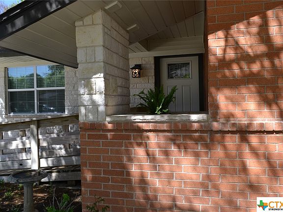 4th image of 903 E Robertson Ave