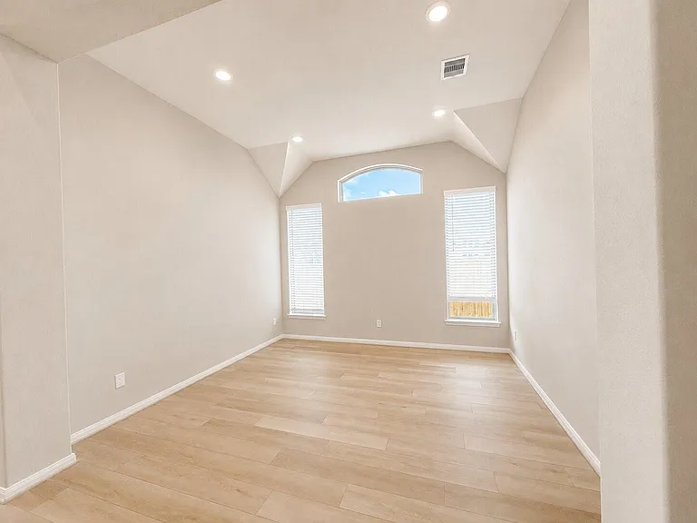 10507 Bright Cloud Dr — Photo 10