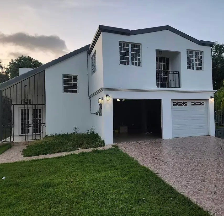 6 bed, 5.5 bath, 2500 sqft, $5,000 — Photo 4