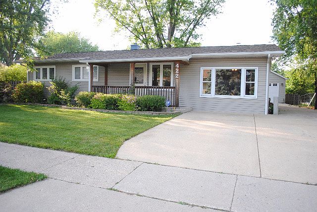 1st image of 422 Bernard Dr