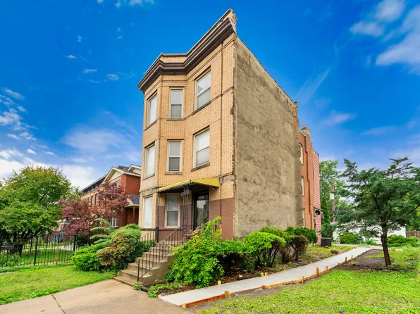 2441 W Flournoy St, Chicago, IL 60612
