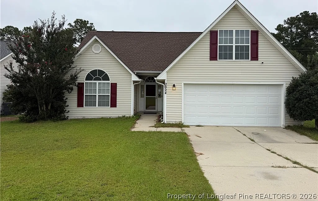 3 bed, 2.0 bath, 1650 sqft, $2,100 — Photo 1
