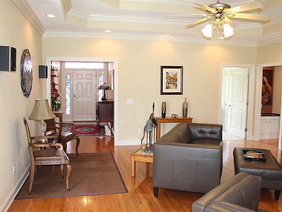 4th image of 129 Golden Harvest Dr
