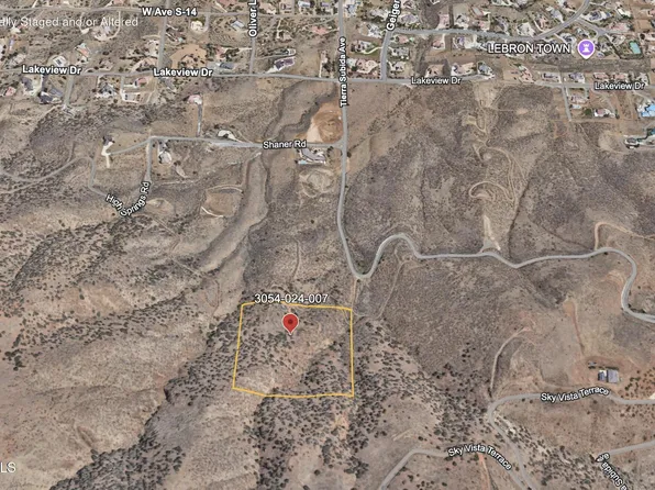 Tierra Subida Ave #T8, Palmdale, CA 93551