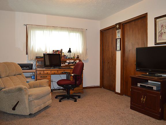 4th image of 3508 Barbara Ann Blvd