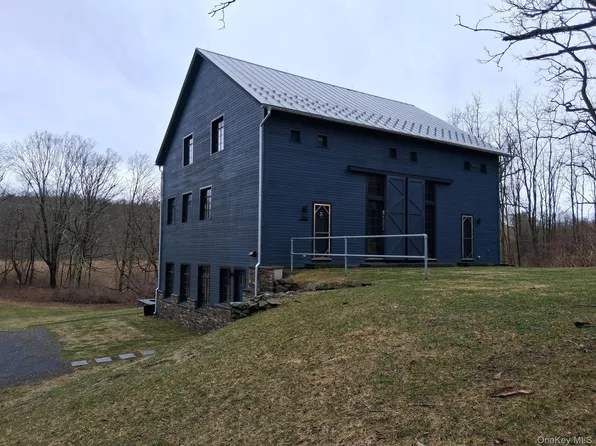 156 County Route 7, Pine Plains, NY 12567
