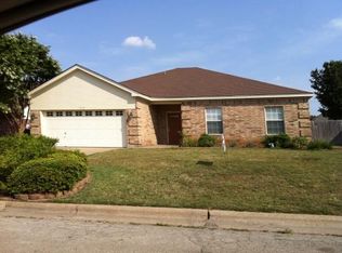 1513 Sunflower Ln, Granbury, TX 76048