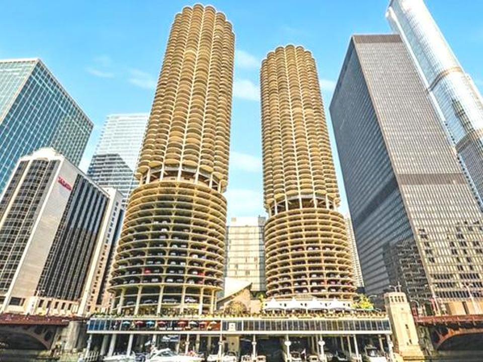 300 N State St APT 5620, Chicago, IL 60654 condo