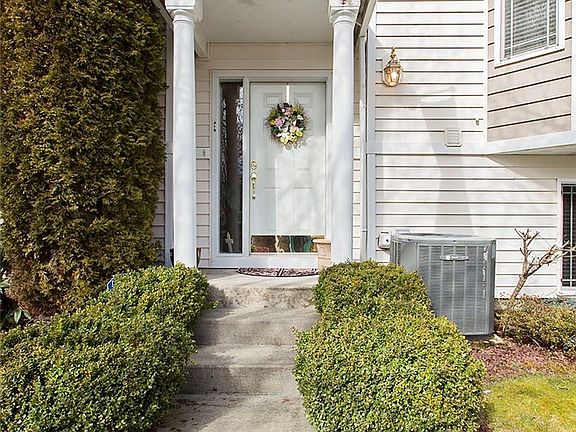 2nd image of 8428 14th Ave SE