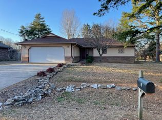 3 Westbury Dr, Bella Vista, AR 72714