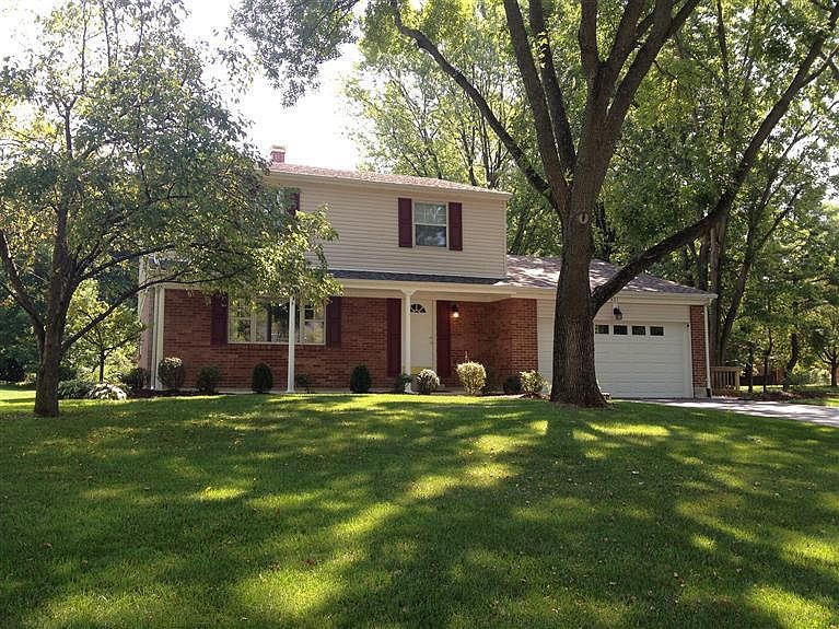 1st image of 421 Deauville Dr