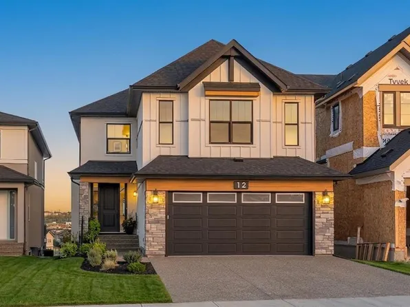 12 W Spring Creek Point SW, Calgary, AB T3H 6J4