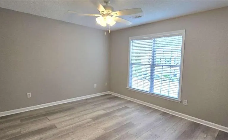 3611 Gainesway Trce — Photo 30